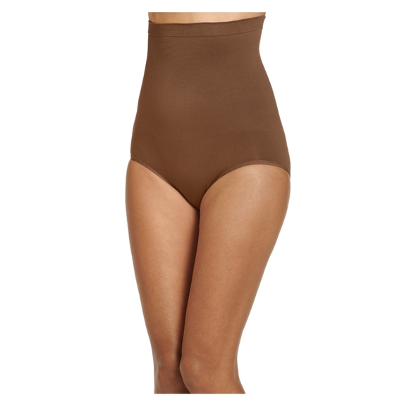 ✨🆕✨ Jockey® Essentials Women's Slimming High Waisted Brief - Picture 2 of 4